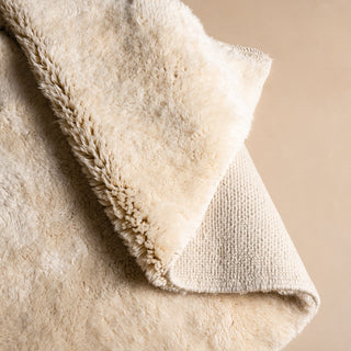 Whispered Lines - Luxury Shag Moroccan Rug - Benisouk