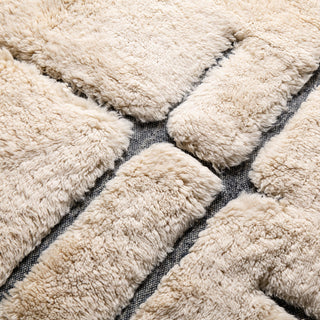 Whispered Lines - Luxury Shag Moroccan Rug - Benisouk