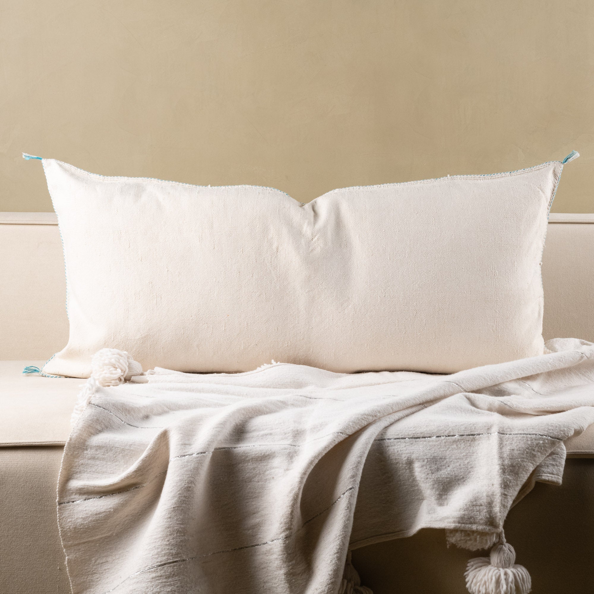 White Cactus silk pillow cover - Benisouk