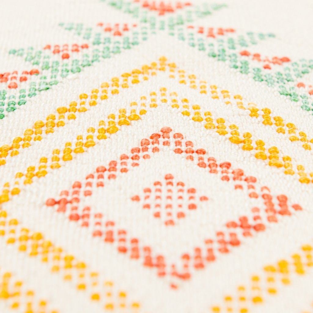 White Cactus silk pillow cover - Benisouk