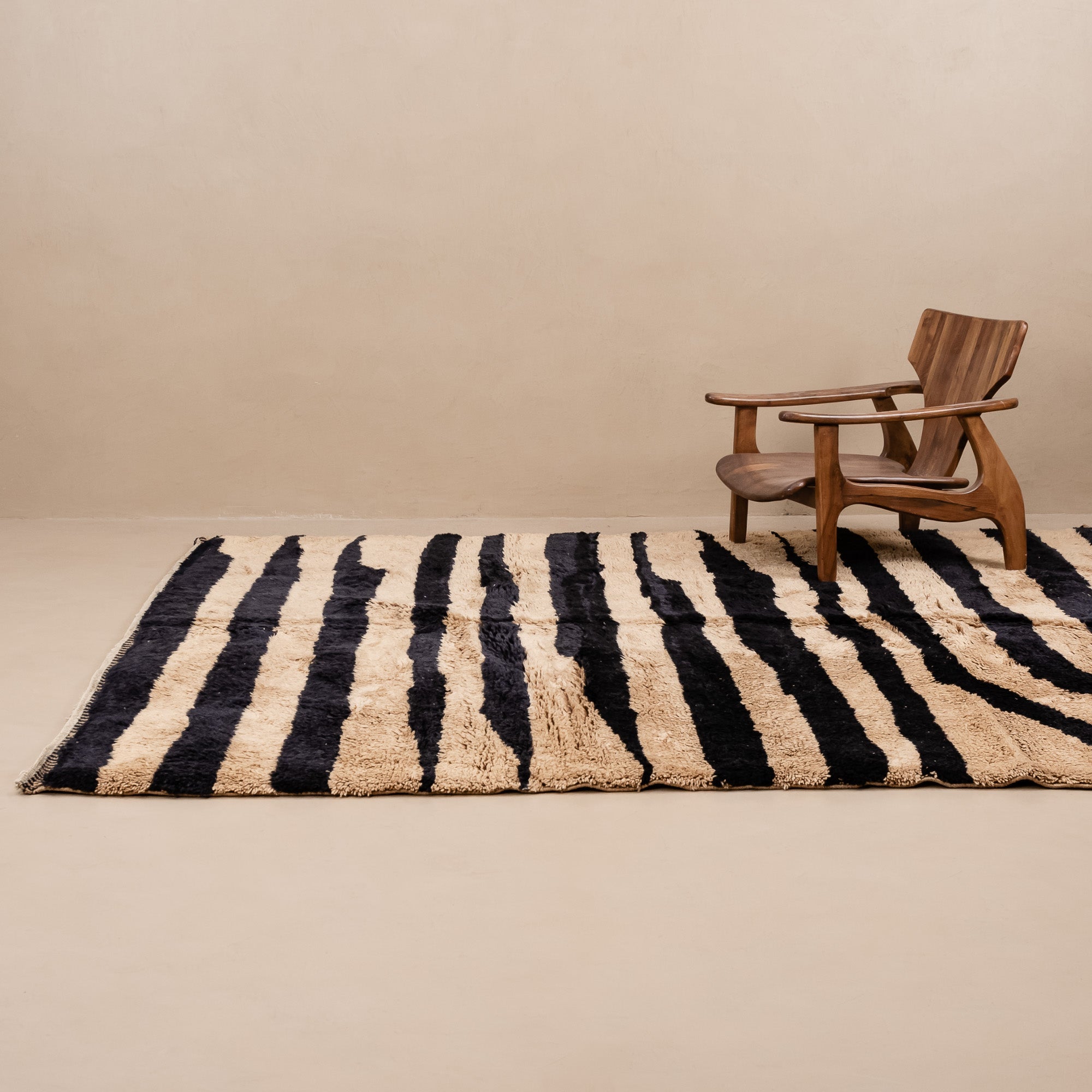 Wild Stripes - Luxury Shag Moroccan Rug - Benisouk