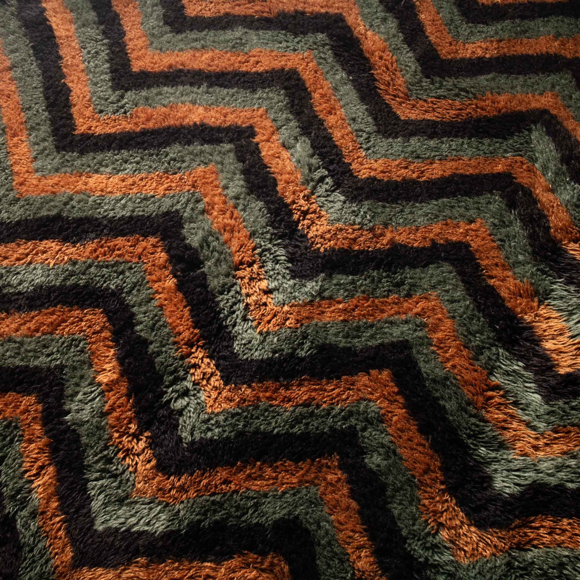 Winding track - Luxury Shag Moroccan Rug - Benisouk