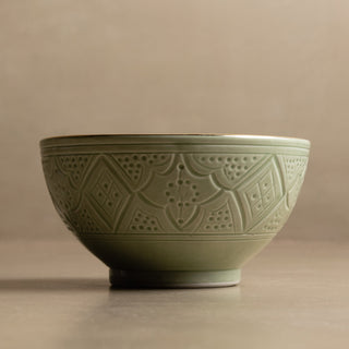 Zagora Green Bowl - Moroccan Dinnerware Adorned with 12 Carat Gold Accents - Benisouk