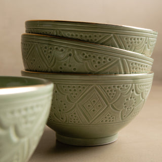 Zagora Green Bowl - Moroccan Dinnerware Adorned with 12 Carat Gold Accents - Benisouk