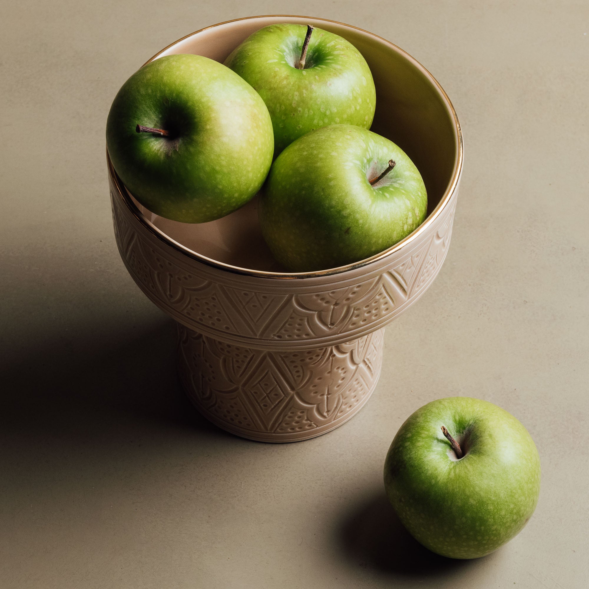 Zagora Sand Pedestal Bowl - Handcrafted with 12 Carat Gold Accents - Benisouk