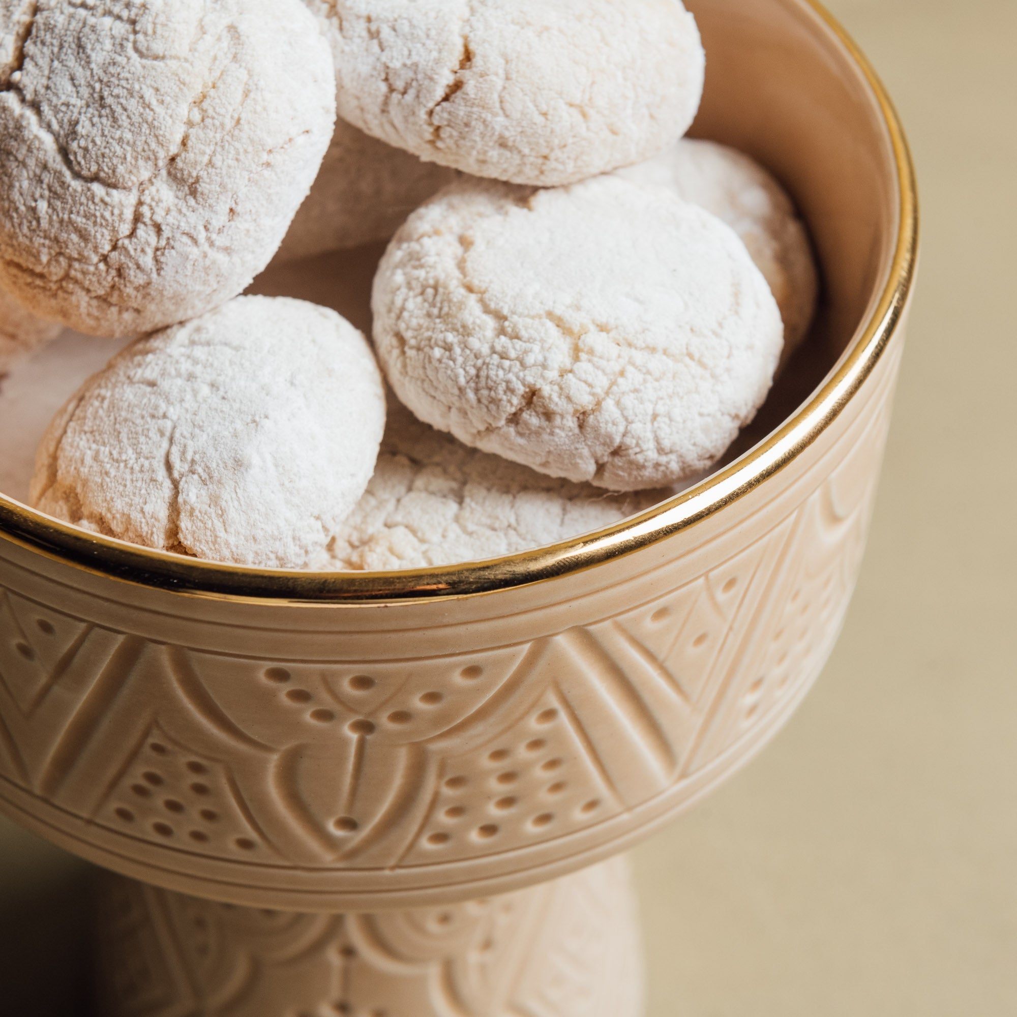 Zagora Sand Pedestal Bowl - Handcrafted with 12 Carat Gold Accents - Benisouk