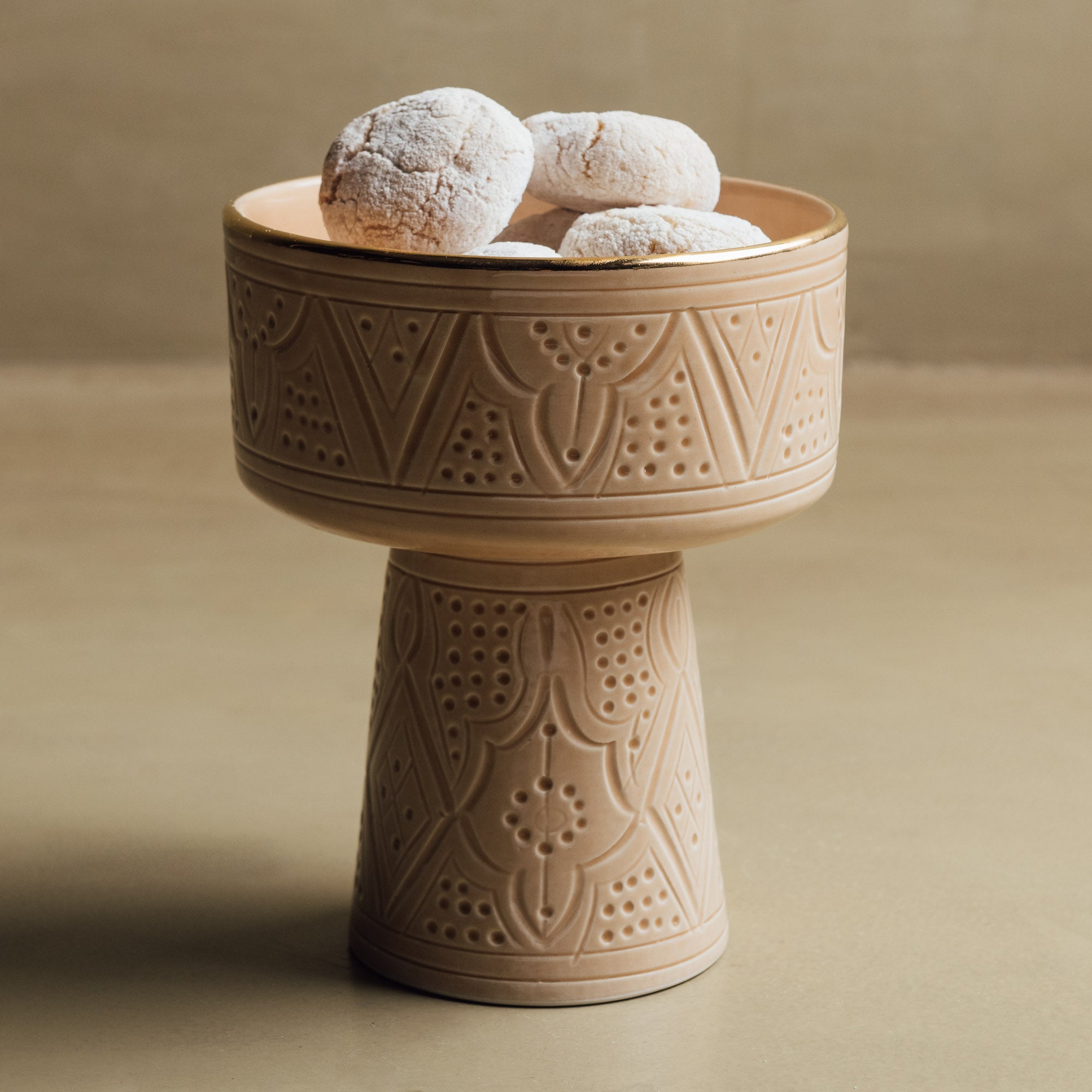 Zagora Sand Pedestal Bowl - Handcrafted with 12 Carat Gold Accents - Benisouk