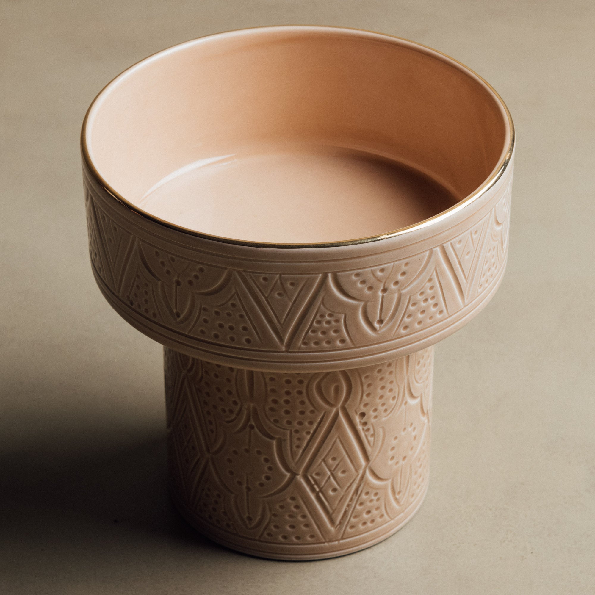 Zagora Sand Pedestal Bowl - Handcrafted with 12 Carat Gold Accents - Benisouk
