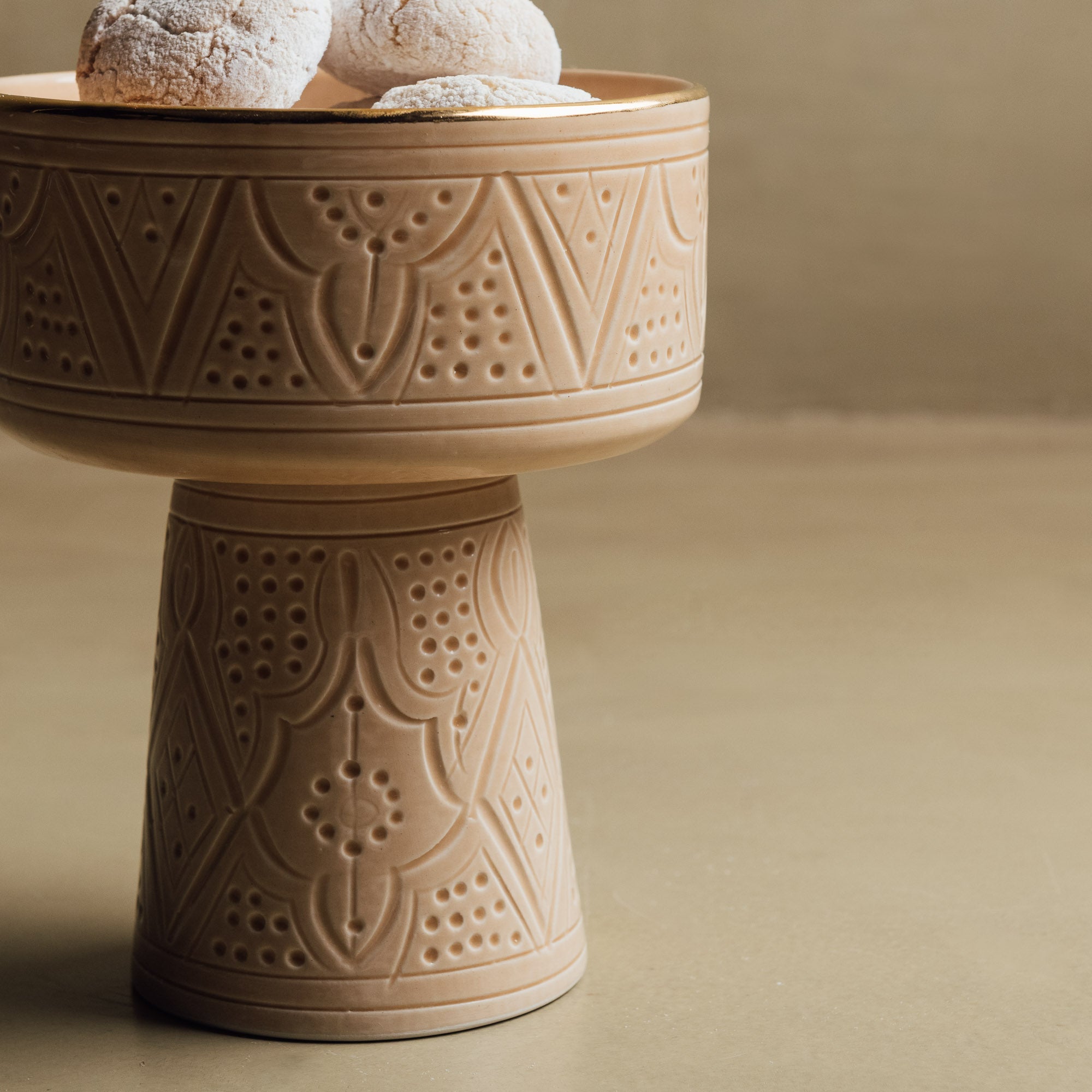 Zagora Sand Pedestal Bowl - Handcrafted with 12 Carat Gold Accents - Benisouk