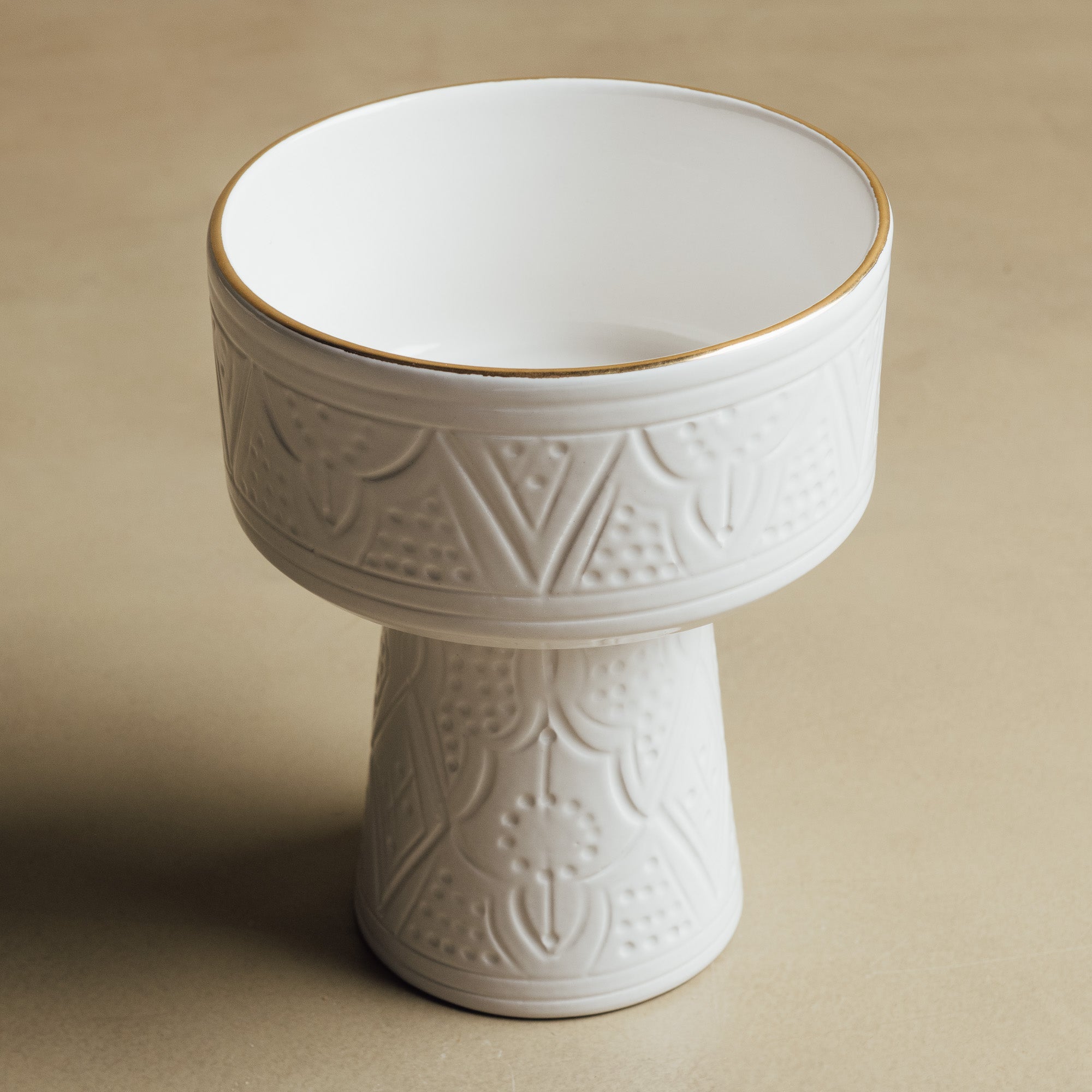 Zagora white Pedestal Bowl - Handcrafted with 12 Carat Gold Accents - Benisouk