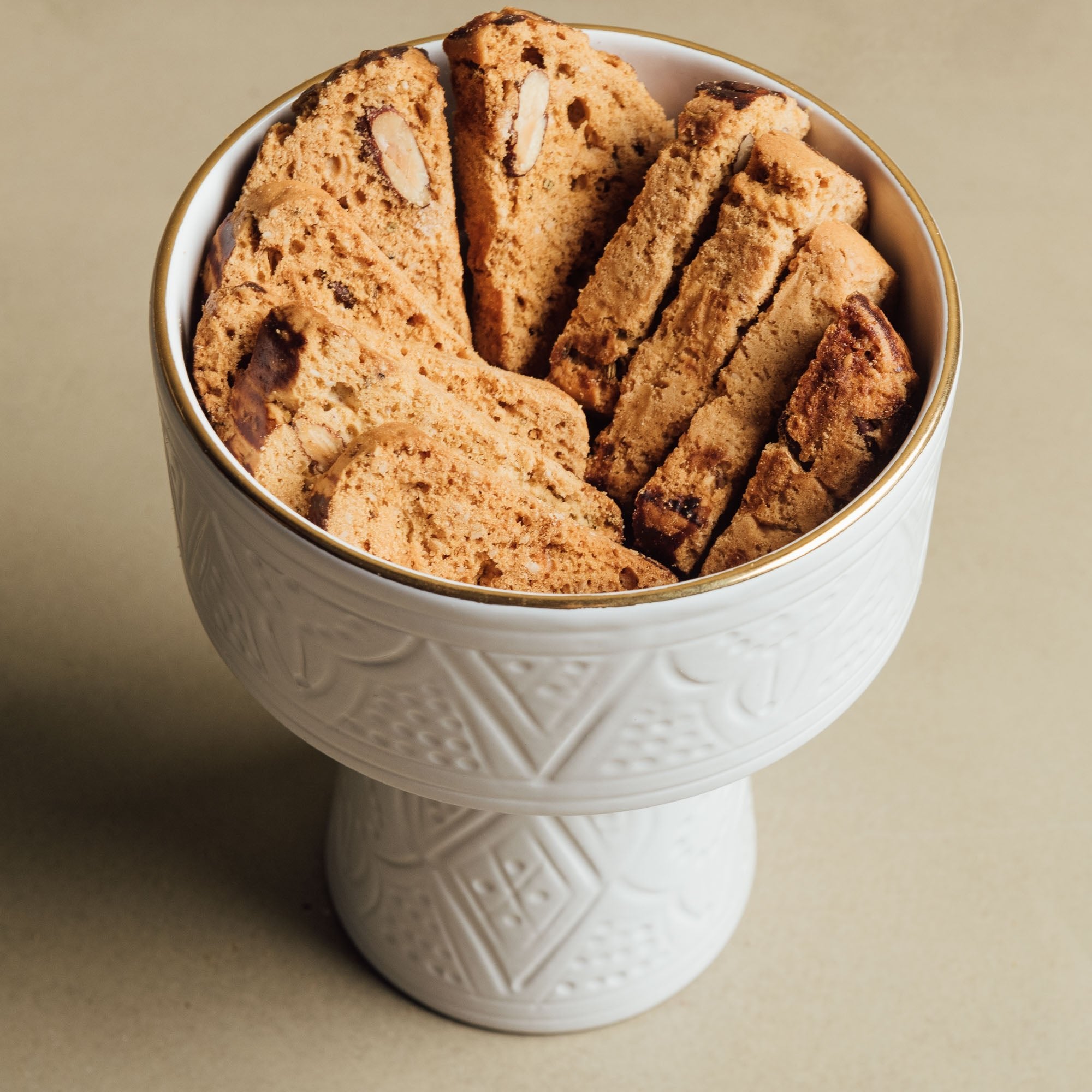 Zagora white Pedestal Bowl - Handcrafted with 12 Carat Gold Accents - Benisouk