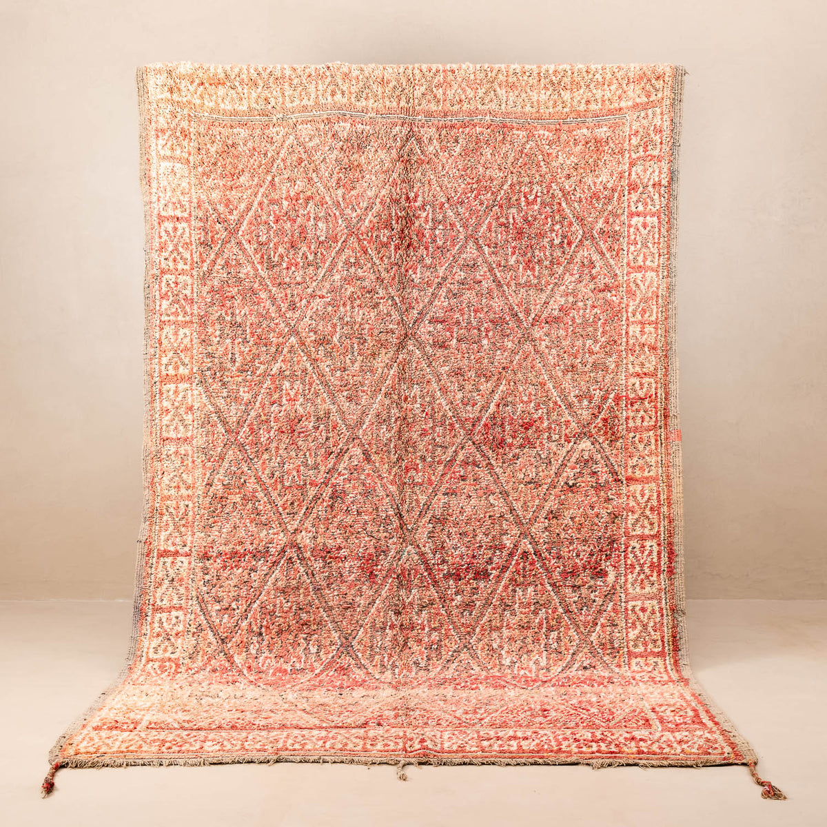 Ichraf - vintage beni mguild rug