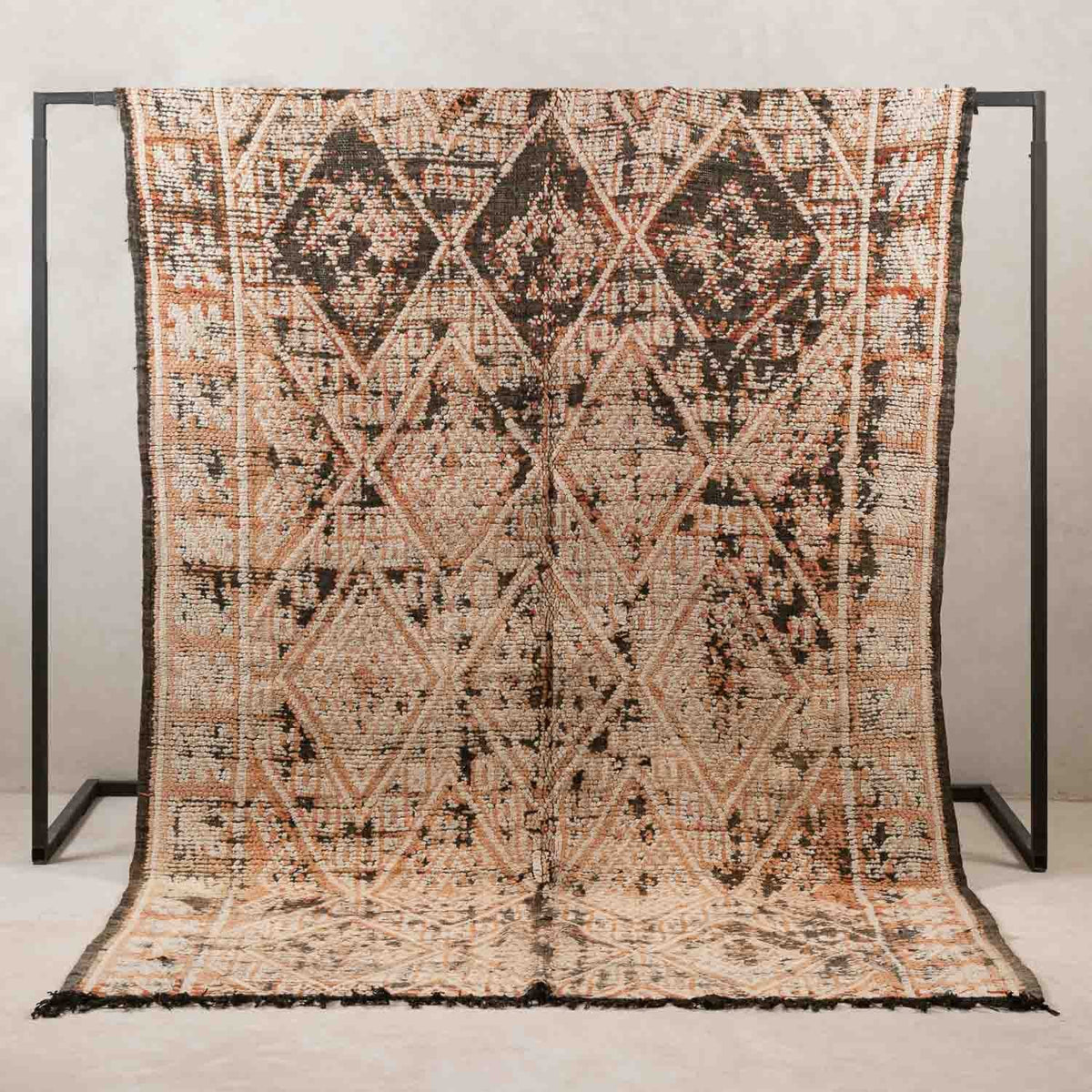 Sultana - vintage beni mguild rug