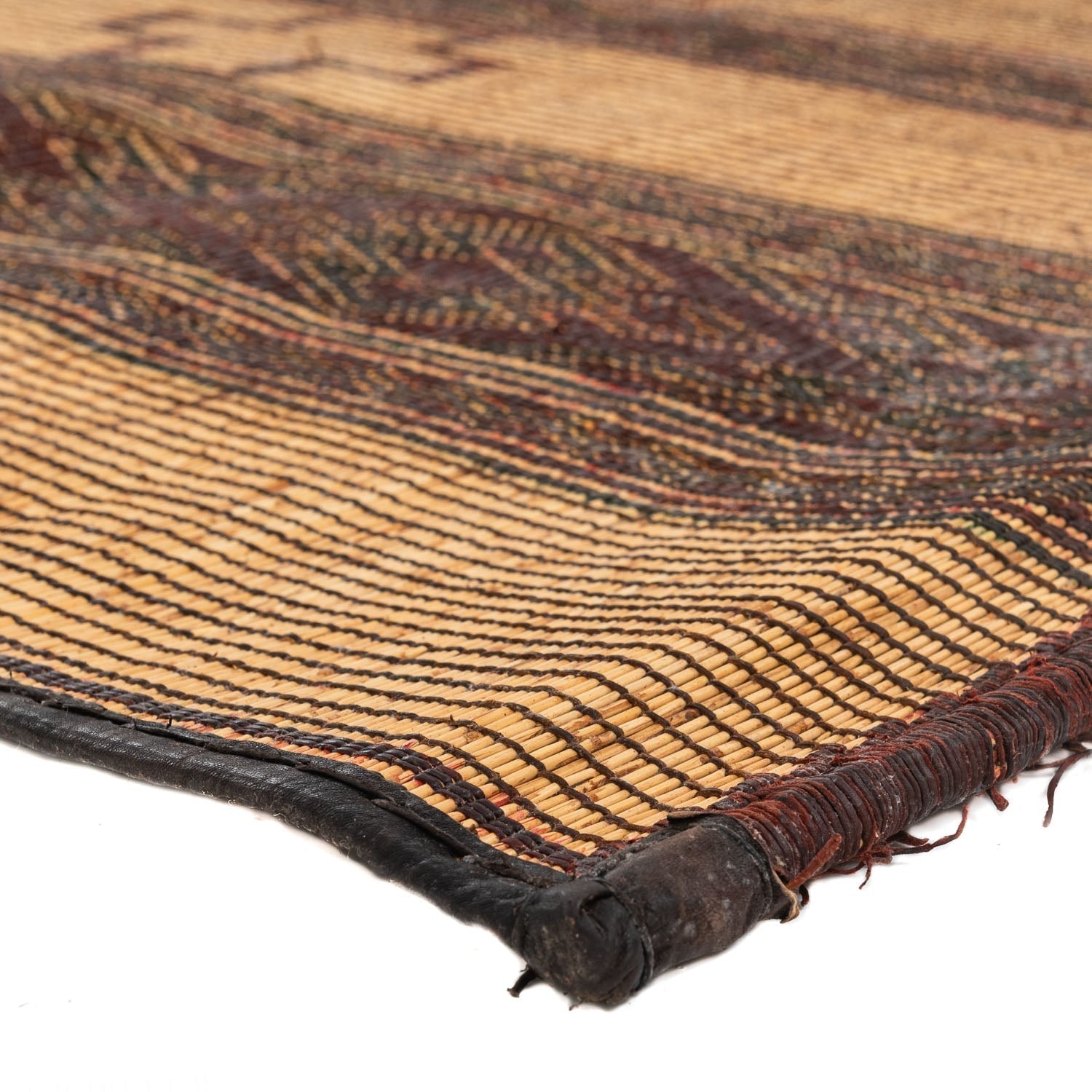 Ade - vintage tuareg rug - Benisouk