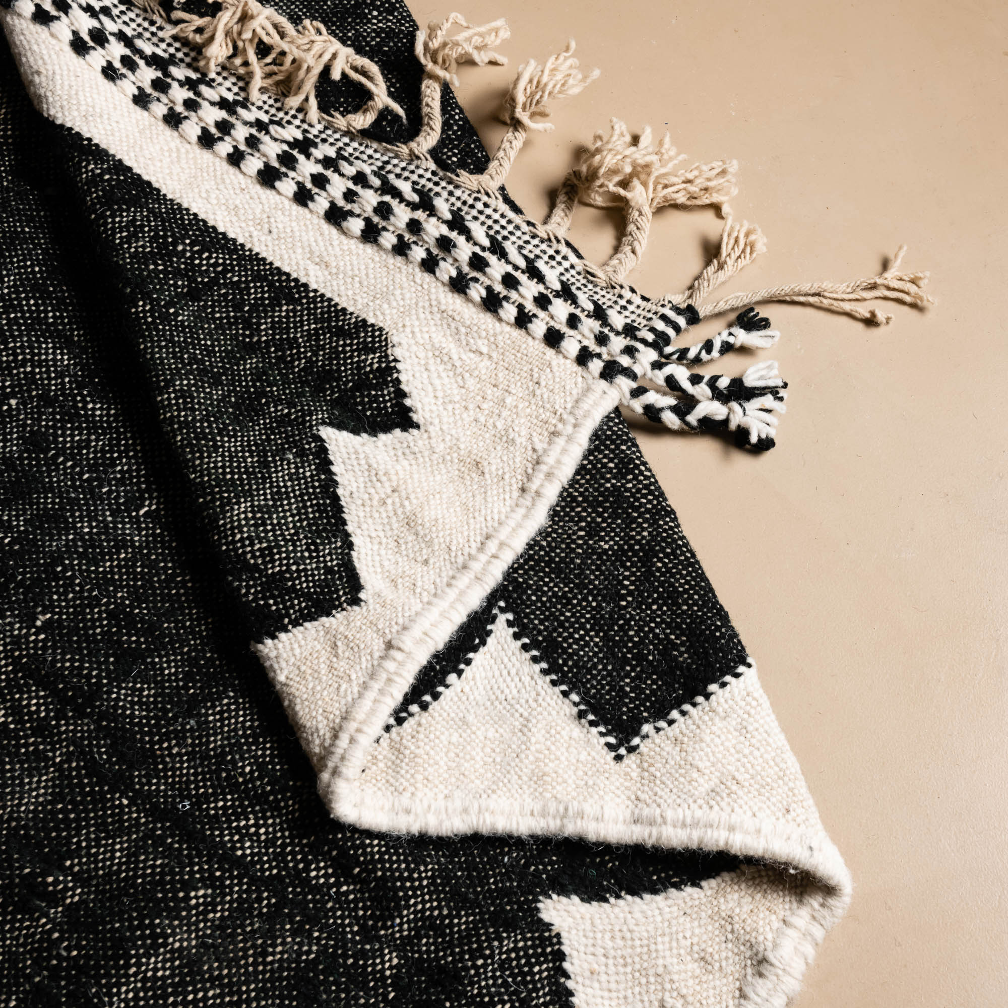 AFOU - Flatweave Moroccan rug - Benisouk