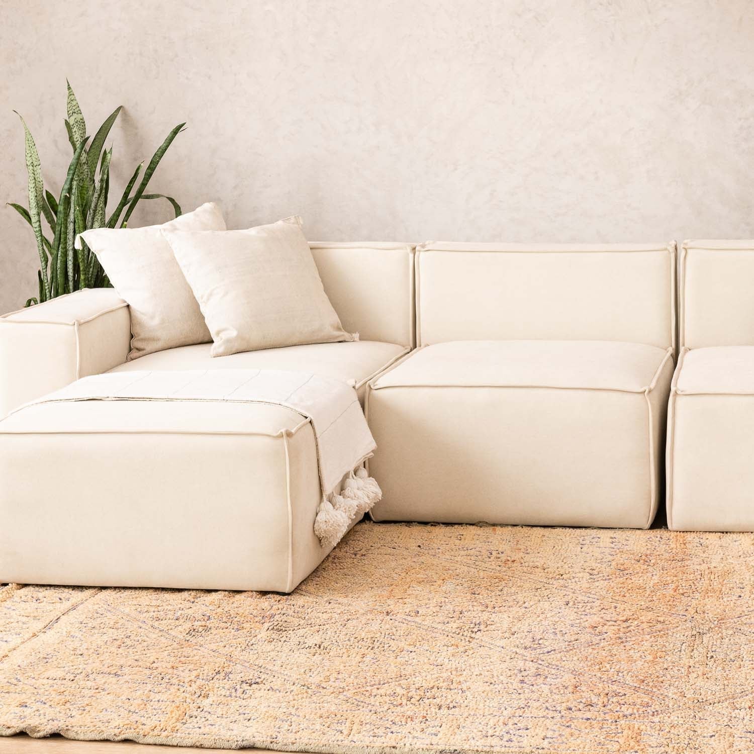 Amra - vintage beni mguild rug - Benisouk