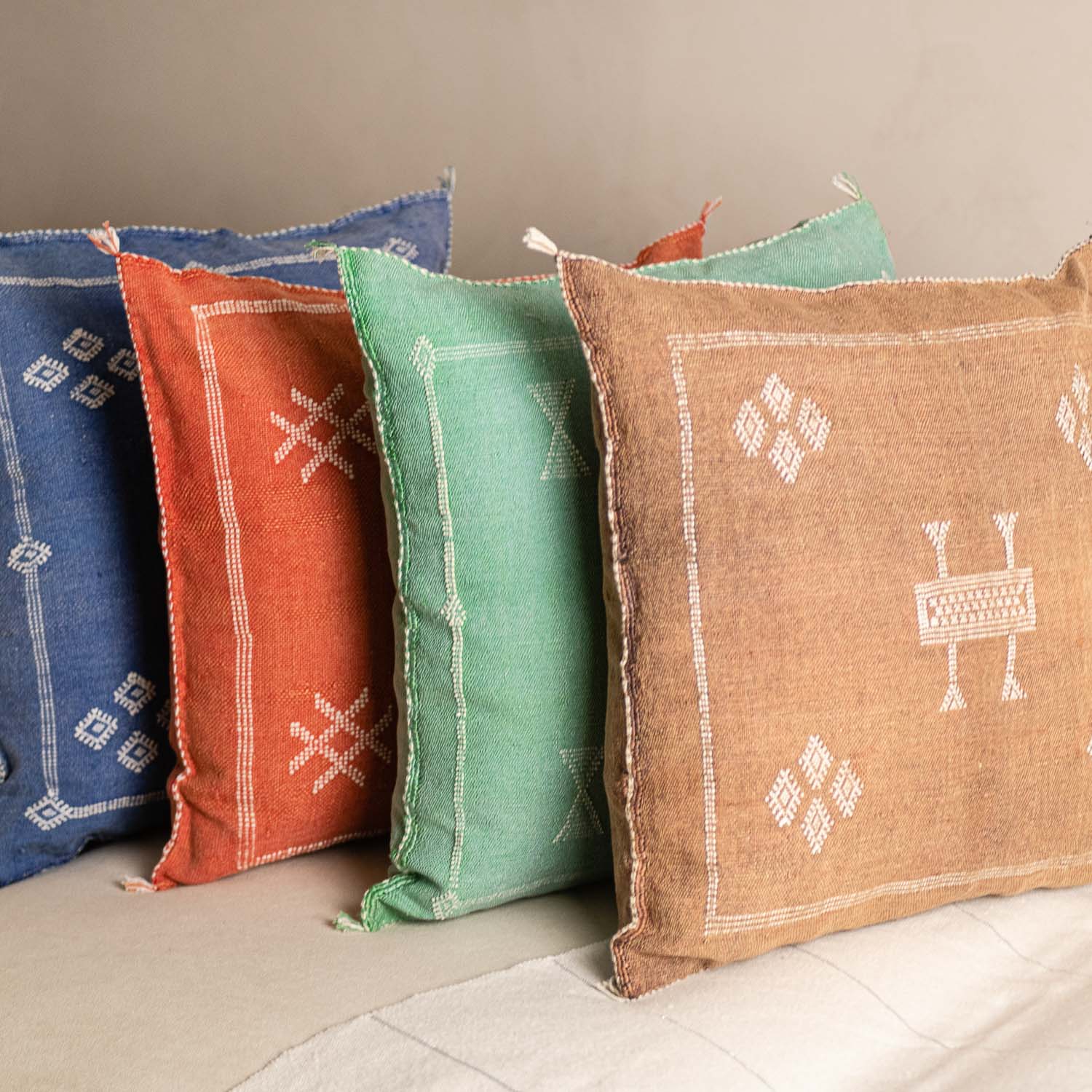 Blue Cactus silk pillow cover - Benisouk