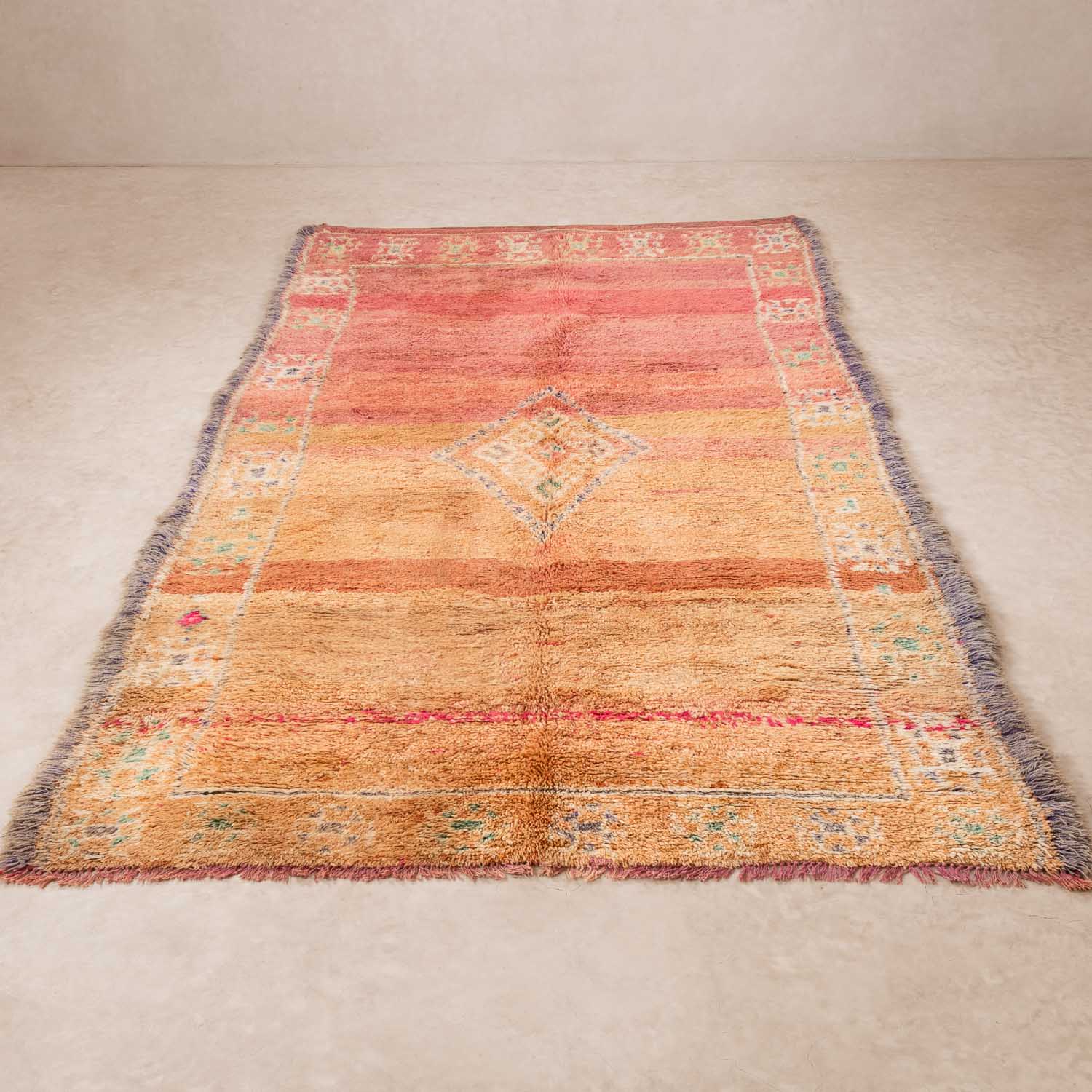 Chazia - Vintage Moroccan rug - Benisouk