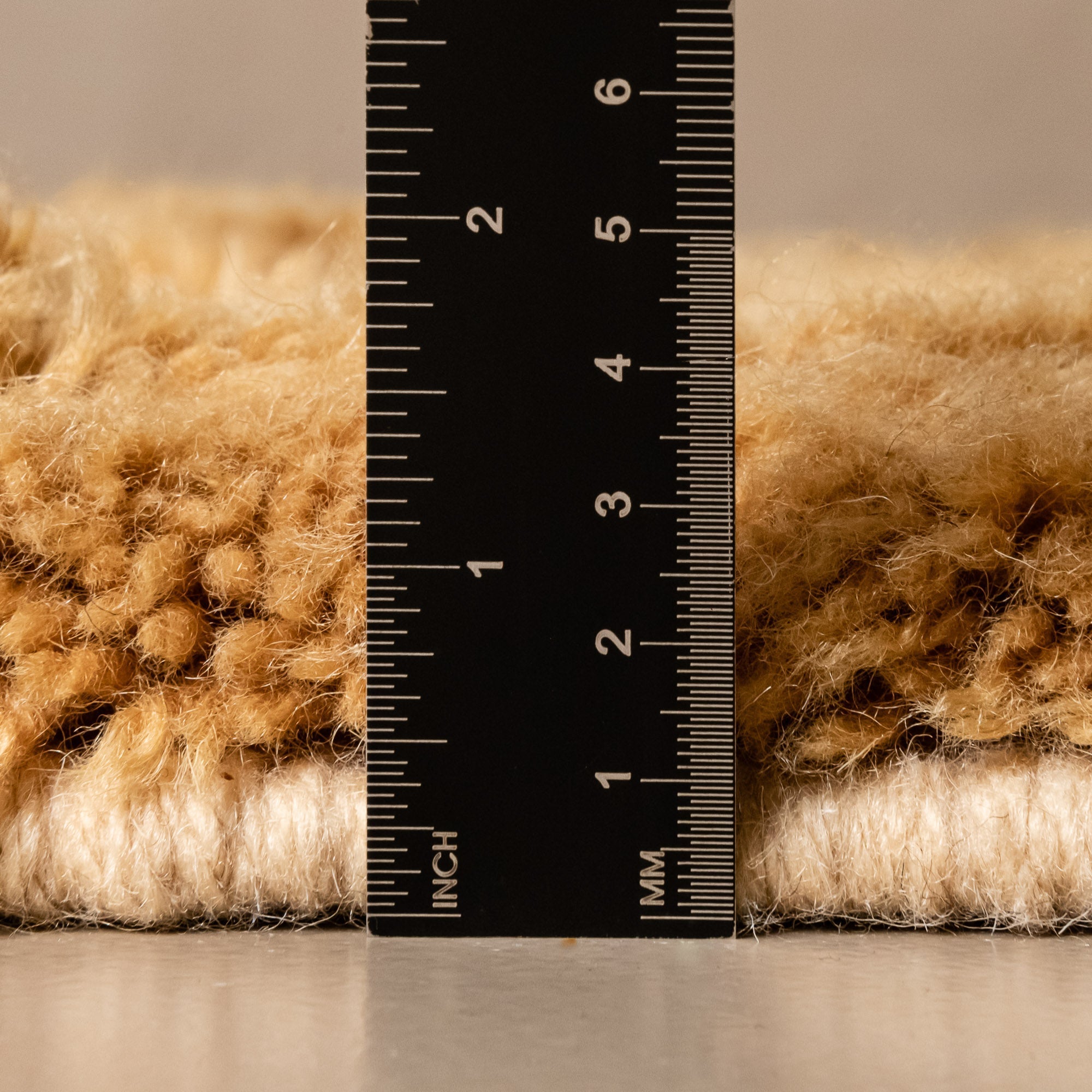 Dazzling Radiance - Luxury Shag Moroccan Rug - Benisouk