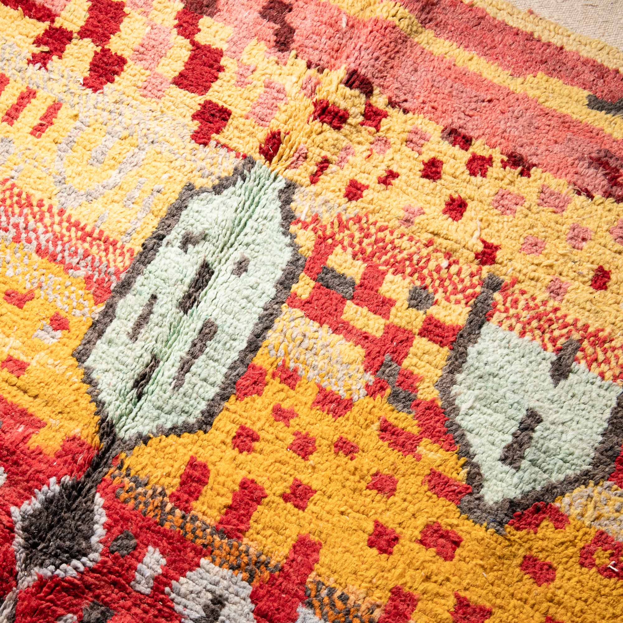 Drifa - vintage boujad rug - Benisouk