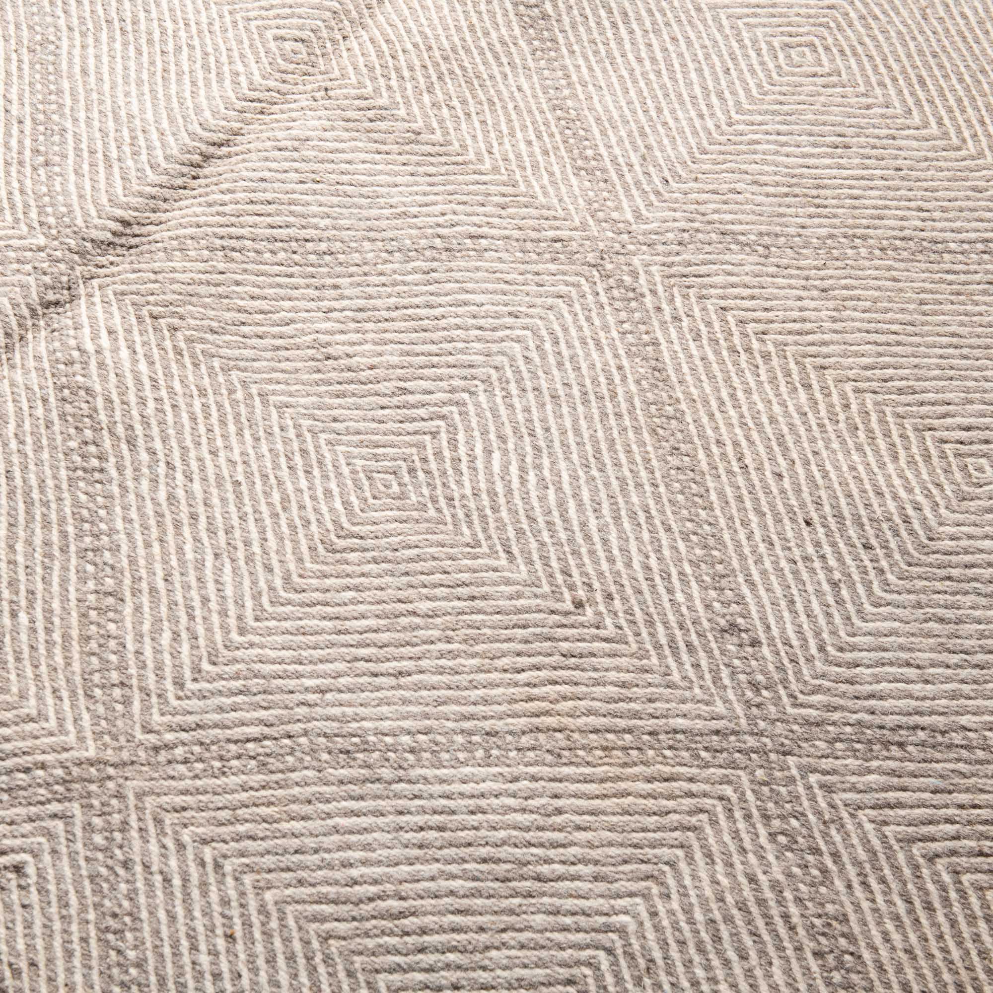 Farhat - taznakht kilim rug - Benisouk