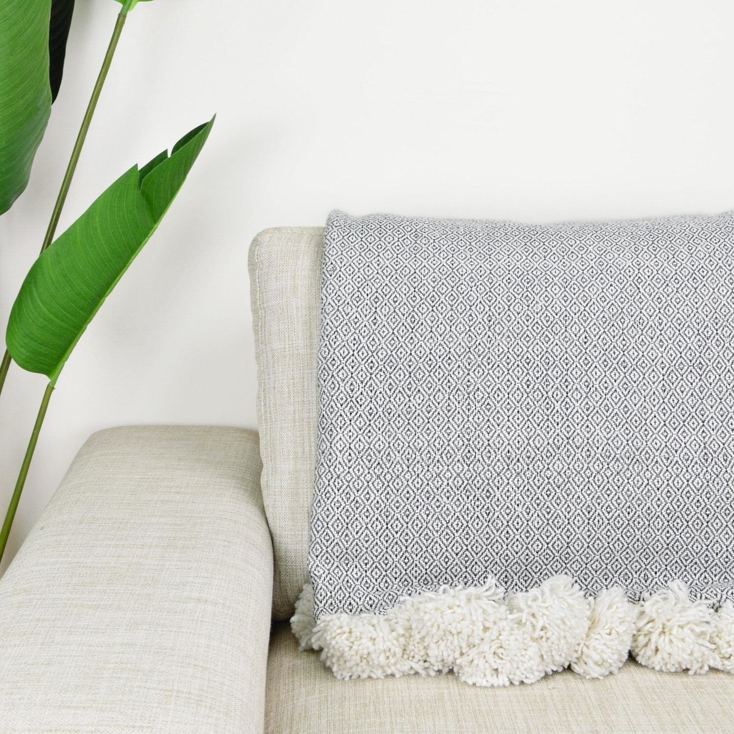 Moroccan Pom Pom Blanket - Grey & White - Benisouk