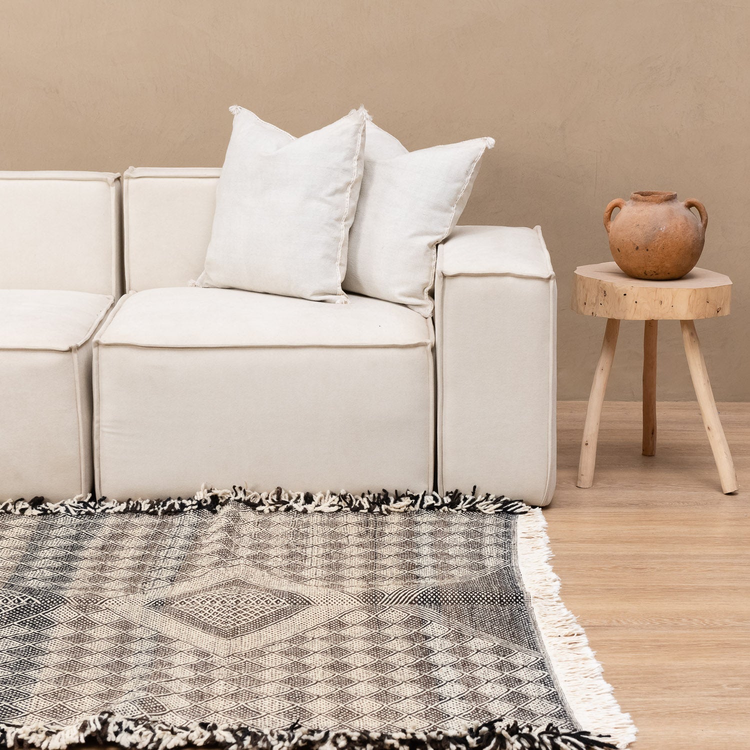 Tamghara - taznakht kilim rug - Benisouk