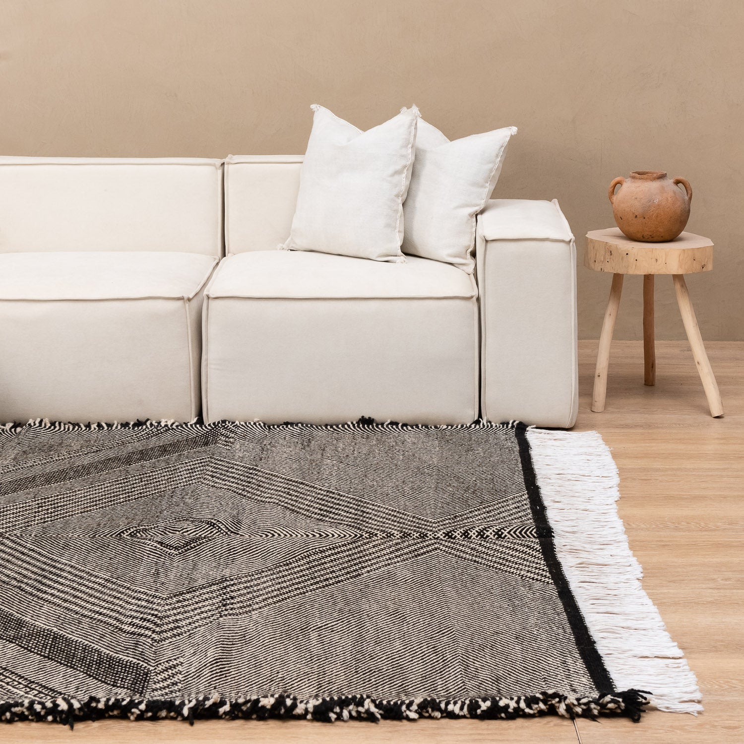 Wattas - taznakht kilim rug - Benisouk