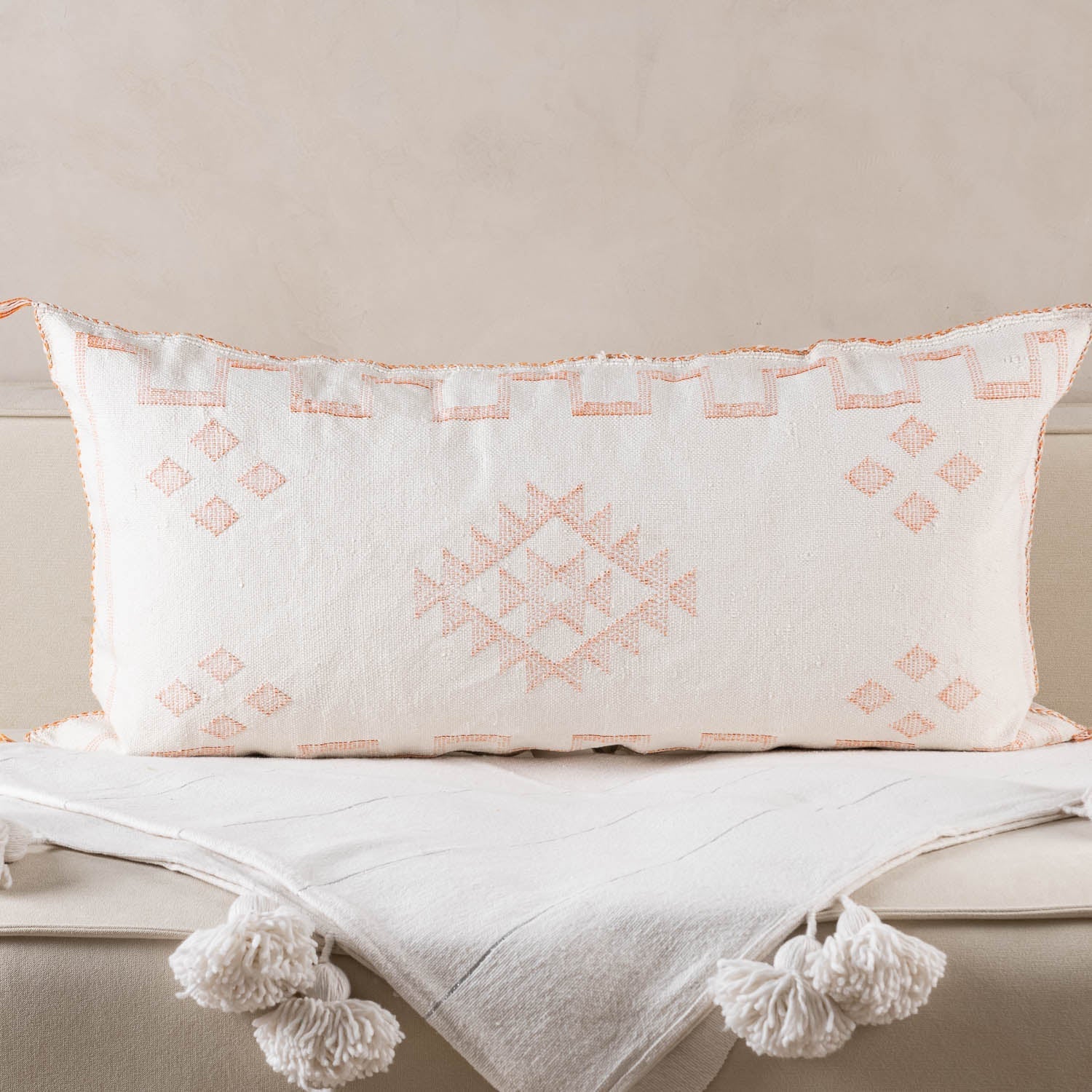 White Cactus silk pillow cover - Benisouk