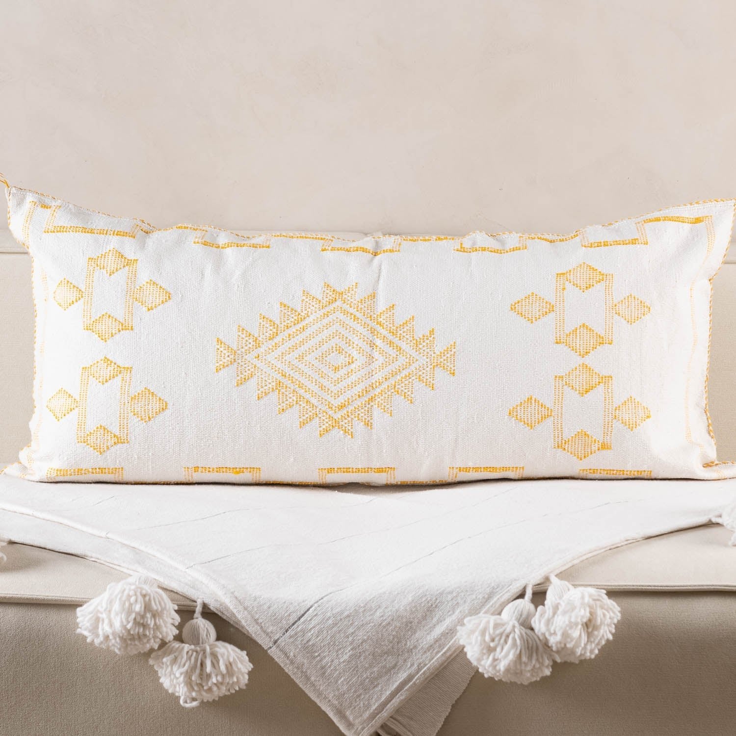 White Cactus silk pillow cover - Benisouk