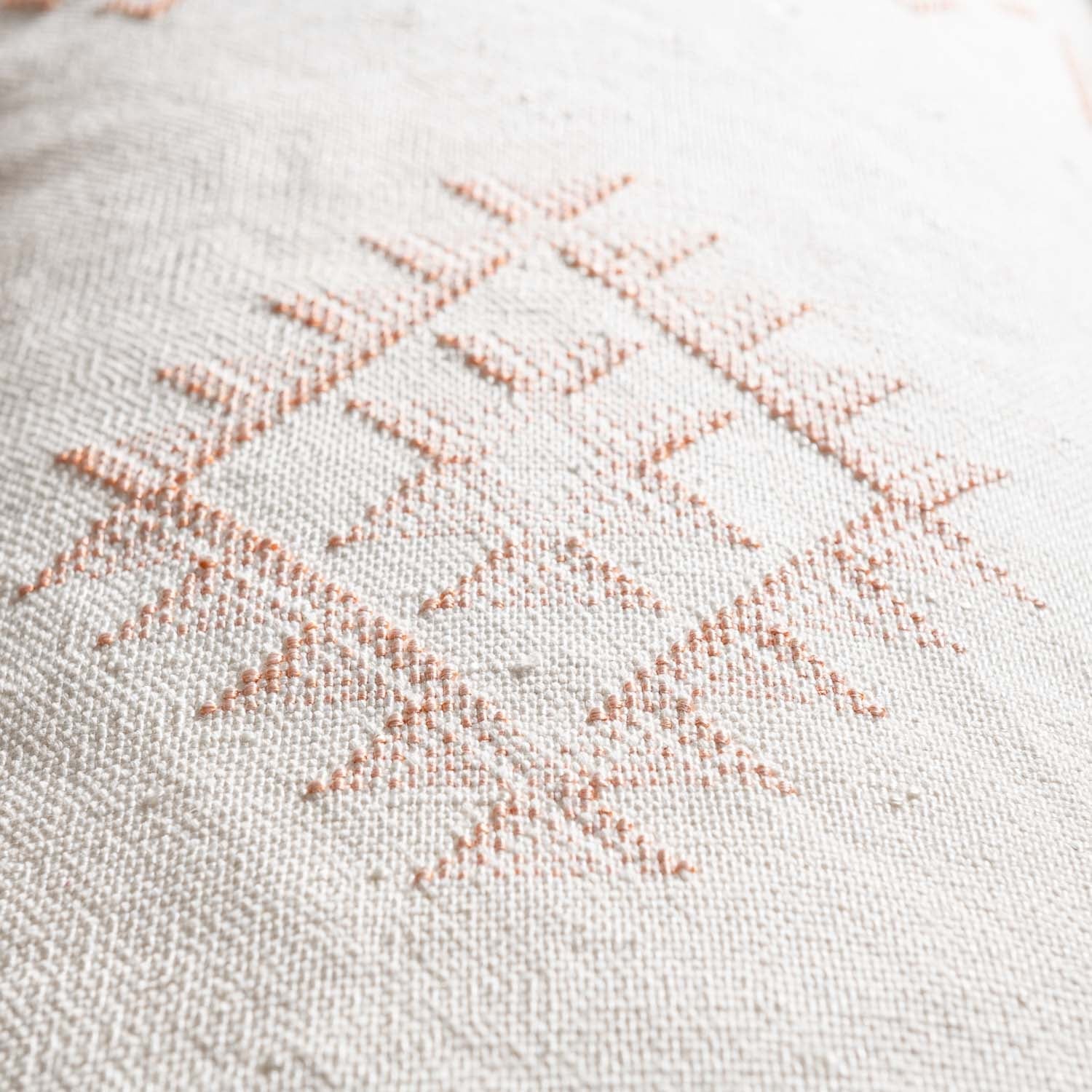 White Cactus silk pillow cover - Benisouk