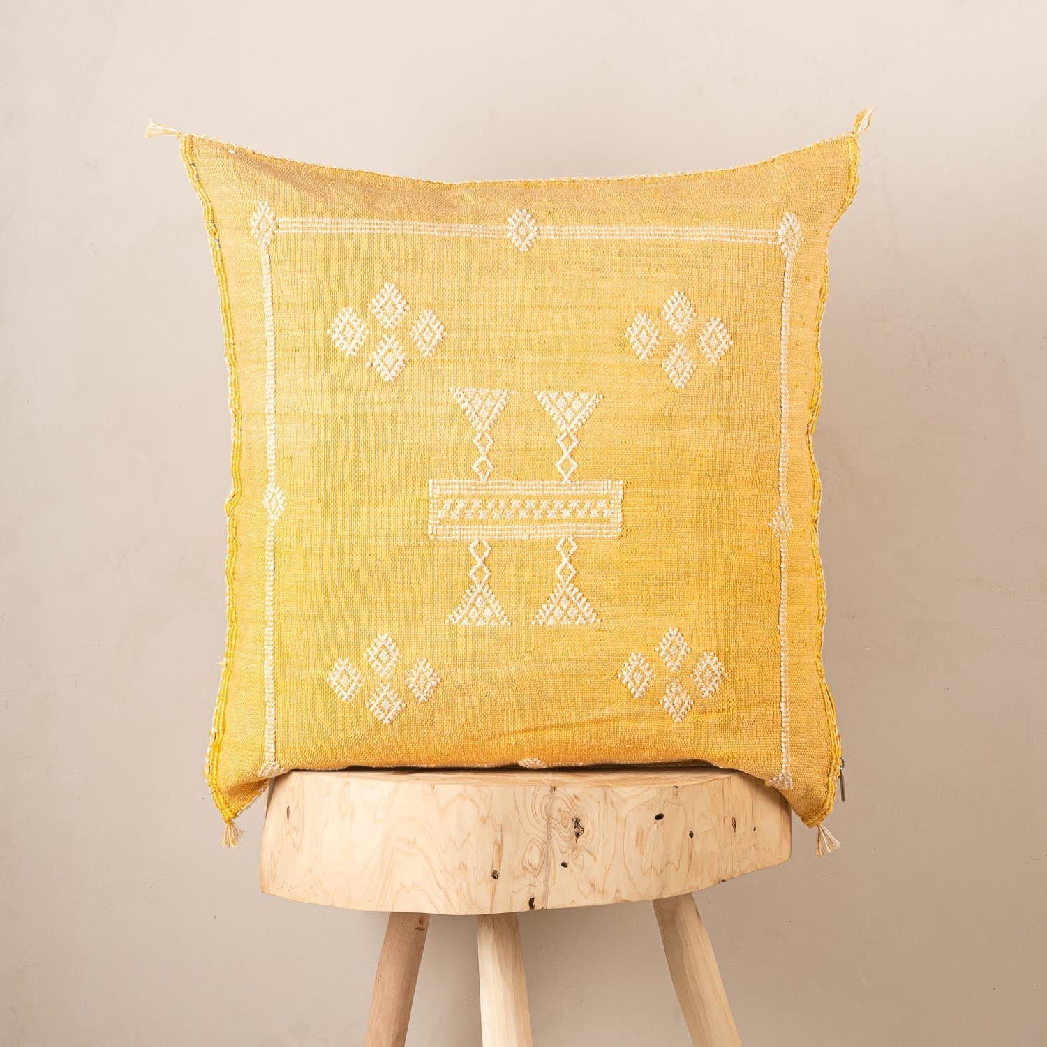Yellow Cactus silk pillow cover - Benisouk