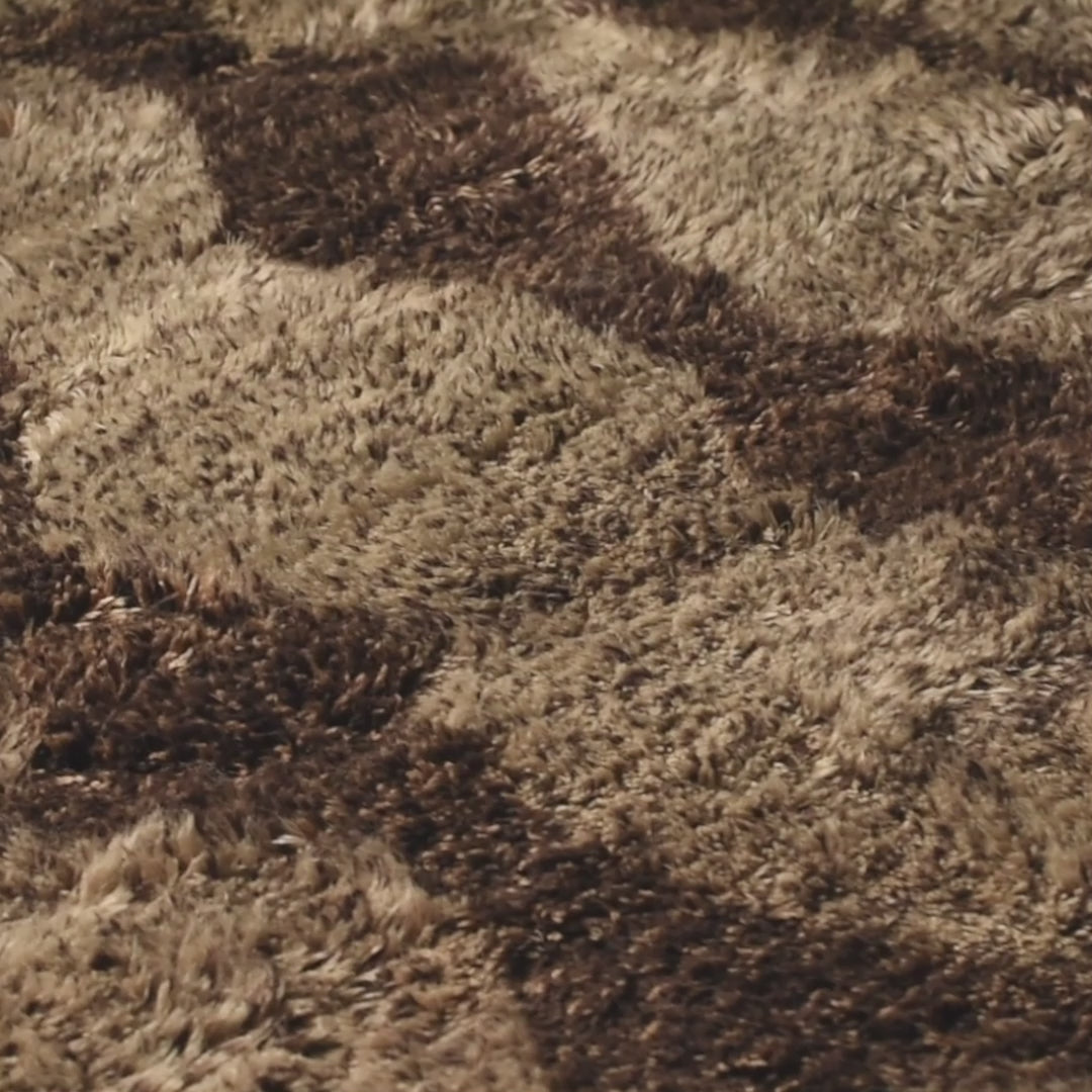 Mocha Melody – Luxuriöser marokkanischer Hochflor-Teppich