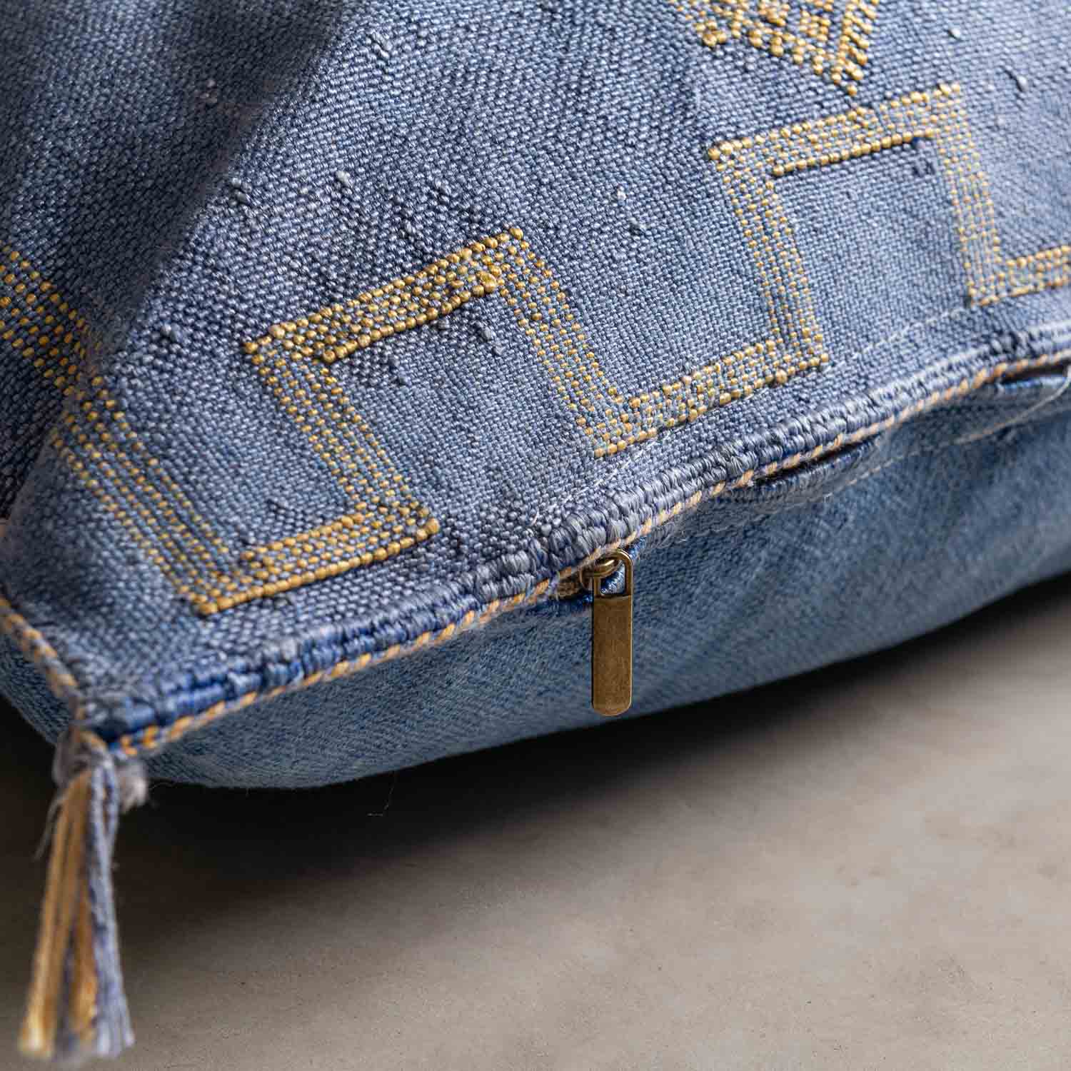 Kissenbezug aus blauer Kaktusseide – Benisouk