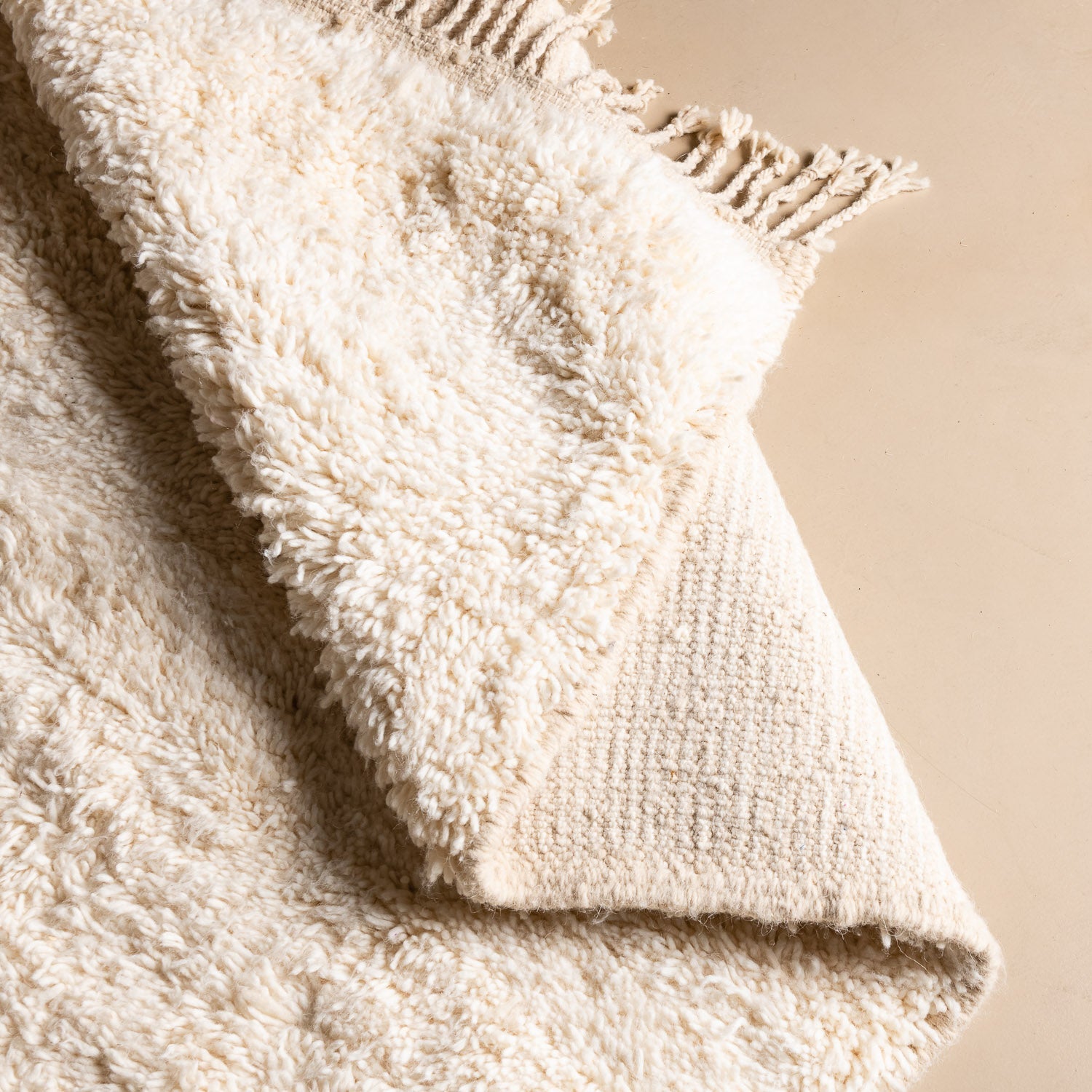 Elbayda – marokkanischer Hochflor-Teppich – Benisouk